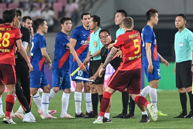 詹姆斯决定四进入倒计时？公布方式待定加深悬念